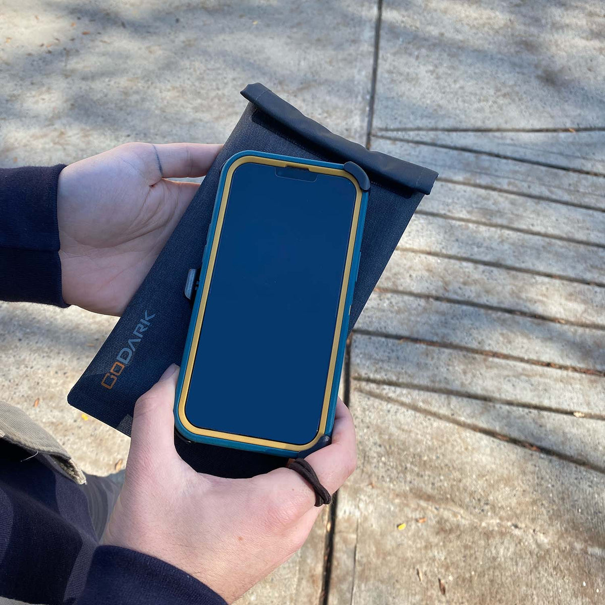 GoDark Faraday Bag for Phones - MAS Series