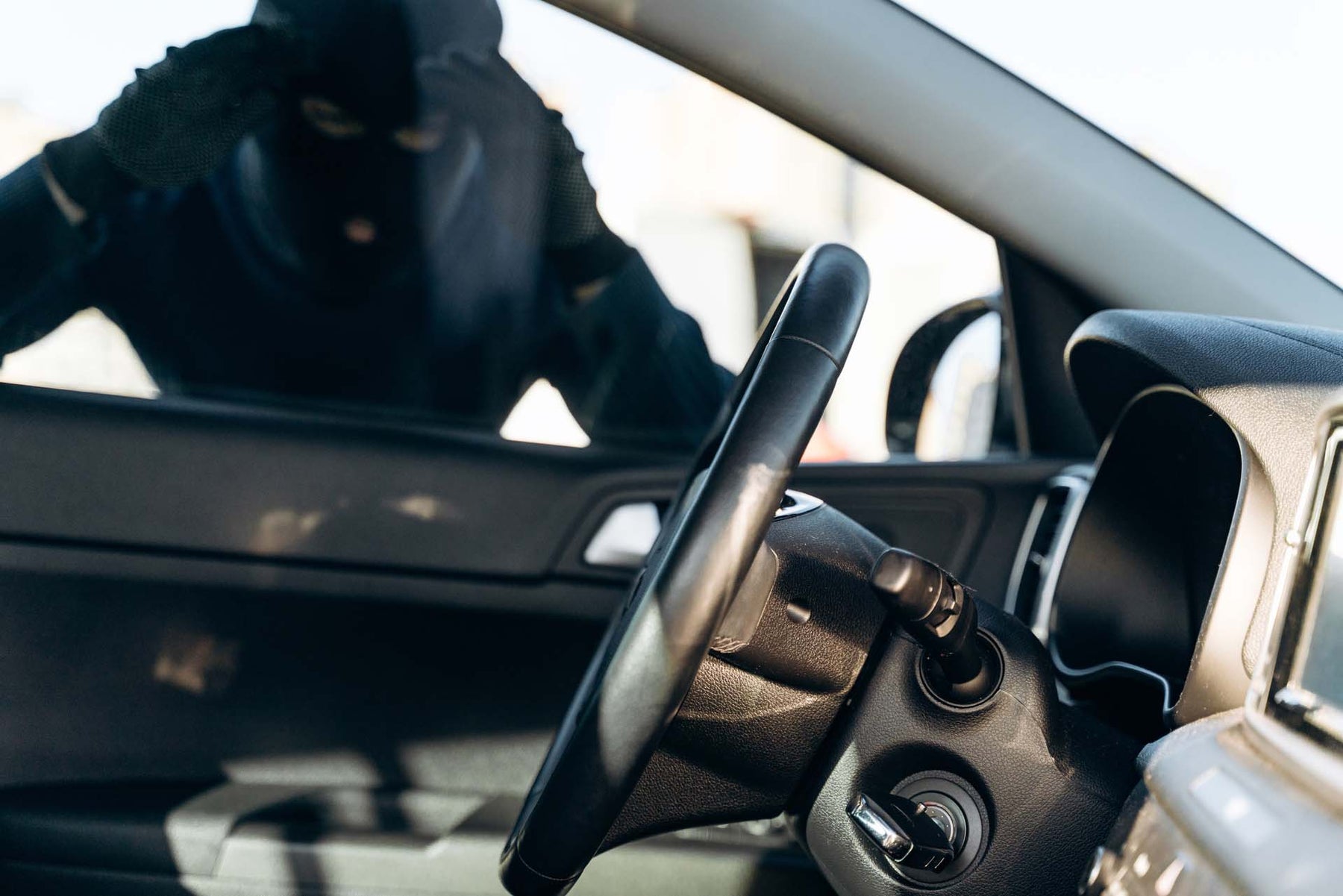 Auto Ss7 Attack The Modern Car Thief's High-Tech Toolkit: A Look into Relay Attacks