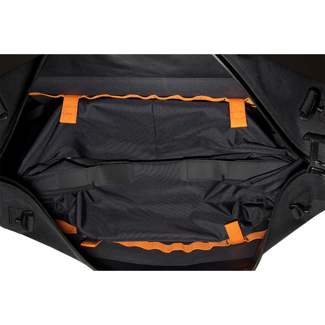 Inner liner installed in the 45 L Duffel Bag